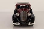 Triple 9 Resin Collection 1:18 - Modelauto - Mercedes-Benz, Nieuw