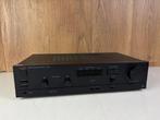 Luxman - LV-100 Solid state versterker