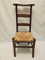 Fauteuil - Fauteuil ancien avec travail de sculpture, Antiquités & Art