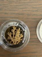 Luxembourg. 5 Euro 2022 Daphne Mezereum (2 stuks) Proof