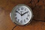 Horloge murale - Hanil - Acier, Verre - 1980-1990