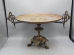 Plat - Large tazza on four lion feet - Bronze, Antiquités & Art, Antiquités | Meubles | Chaises & Canapés