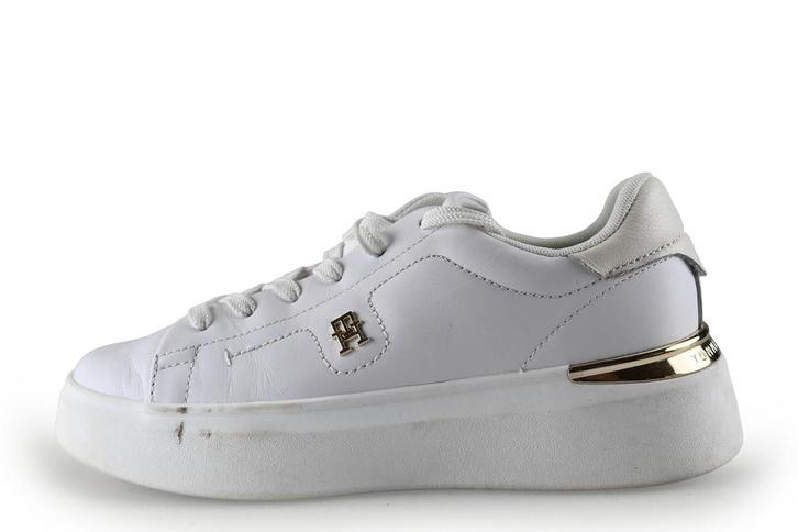 Tommy Hilfiger Sneakers in maat 37 Wit, Kleding | Dames, Schoenen, Wit, Zo goed als nieuw, Sneakers, Verzenden