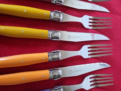 LAGUIOLE - Bestekset (24) - RVS, - STEAKMES EN VORK, Antiek en Kunst, Antiek | Keukengerei