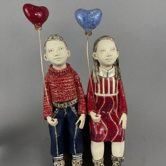 Ida - NO RESERVE - 2 kids “In liove” by - hand made, Antiek en Kunst, Kunst | Designobjecten