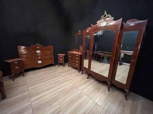 Kleerkast (8) - Brons, Hout, Antiek en Kunst, Antiek | Overige Antiek