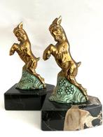 Stel Art Deco Boekensteunen , steigerende Geitenbokken -, Antiek en Kunst