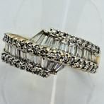 Bague - 18 carats Or jaune Diamant (Naturelle) - Diamant, Handtassen en Accessoires, Ringen, Nieuw