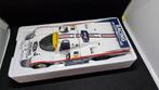 Minichamps 1:18 - Voiture de course miniature - Porsche 956L, Hobby en Vrije tijd, Modelauto's | 1:5 tot 1:12, Nieuw