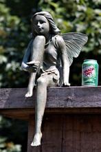 sculptuur, groot formaat huis of tuinbeeld van een fairy met, Antiek en Kunst