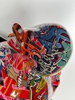 Rob VanMore - VANMORE Graffiti Duck