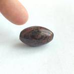 Oud Tibetaans of Nepalees Archaic Glass Slangenhuid hanger, Antiek en Kunst