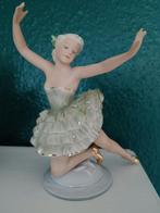Fasold & Stauch - Figurine - Porzellanfigur einer Tänzerin -