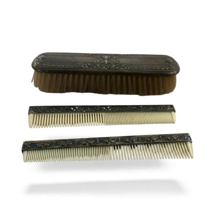 Kam (3) - .835 zilver - Set 2 borstel en kam, Antiek en Kunst, Antiek | Zilver en Goud