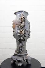 Vaas - speksteen - Azië - rijkelijk versierd (Zonder, Antiek en Kunst