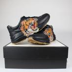 Gucci - Gucci Rhyton Leather Sneakers with Tiger Motif -