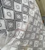 lavorazione artigianale a crocket - Couvre-lit - 298 cm -