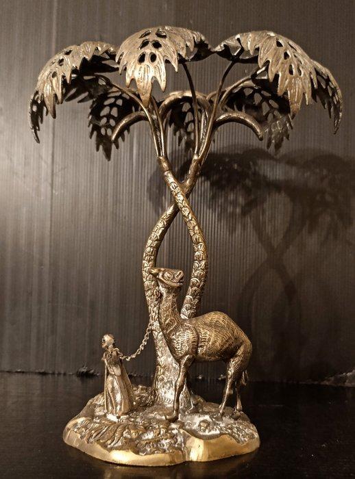 sculptuur, Beduino con cammello sotto le palme - 27 cm -, Antiek en Kunst, Antiek | Keramiek en Aardewerk