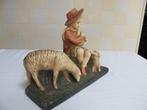 Simonetti - Beeld, Doedelzak spelend meisje met schapen -