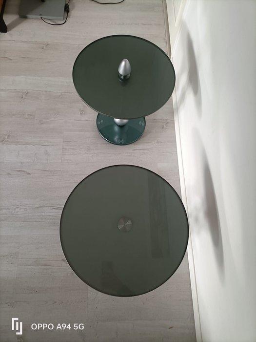 Leolux - Peter Harvey - Set bijzettafels (2) - Glas, Metaal, Antiek en Kunst, Antiek | Meubels | Stoelen en Sofa's