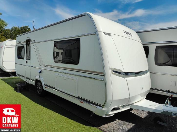 FENDT Tendenza 550 SG - NIEUW - EINDEREEKS, Caravans en Kamperen, Caravans, 1250 - 1500 kg, Gascomfoor, Hordeur, Kachel, Koelkast