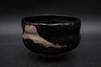 raku tea bowl - Chawan - Zwarte Raku theekom, Mount Fuji, Antiek en Kunst