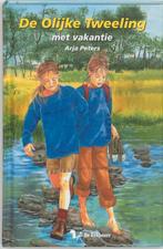 De olijke tweeling 2 -   De olijke tweeling met vakantie, Boeken, Kinderboeken | Jeugd | 10 tot 12 jaar, Arja Peters, Arja Peters
