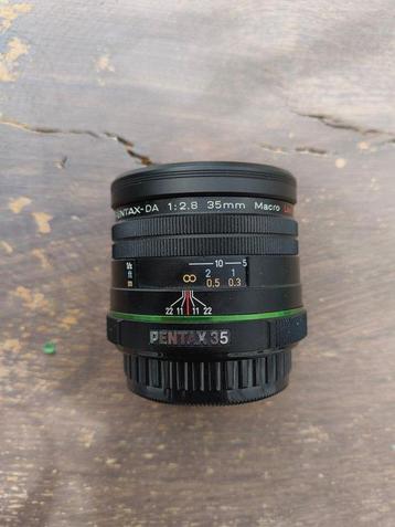 Pentax SMC DA 35mm F2.8 Macro Limited Prime lens beschikbaar voor biedingen