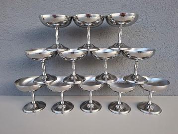 Gobelet (12) - Art Designer - acier 18/10 beschikbaar voor biedingen