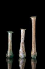 Oud-Romeins Groep glazen flessen (3), Antiek en Kunst