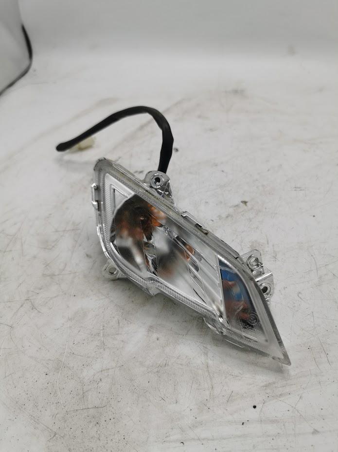 Peugeot Tweet Evo 2020 Knipperlicht Rechts Voor, Fietsen en Brommers, Brommeronderdelen | Scooters, Overige typen, Overige merken