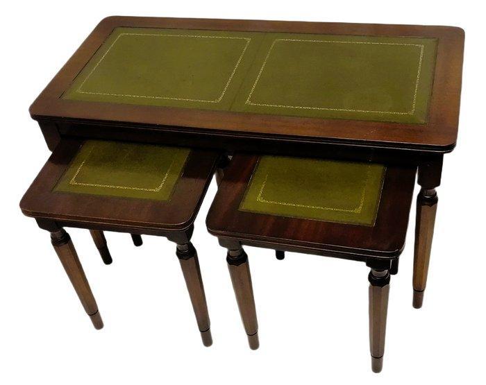 Luxueuze geneste set - Bijzettafel (3) - Fraaie brede versie, Antiek en Kunst, Curiosa en Brocante