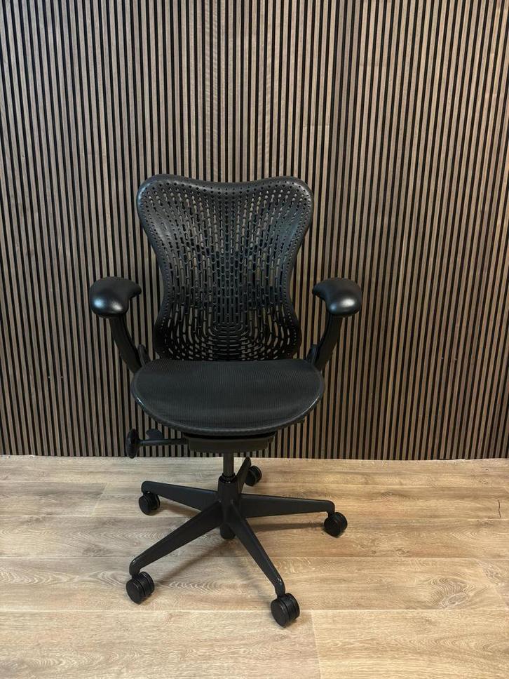 1250x Herman Miller Mirra Bureaustoelen - Incl. Garantie!, Huis en Inrichting, Bureaustoelen, Bureaustoel, Zwart, Zo goed als nieuw