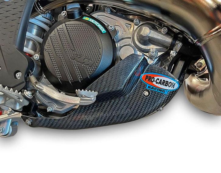 Pro Carbon blokbeschermer KTM SX 250/300 2023- & EXC 250/300, Motoren, Onderdelen | Overige, Verzenden