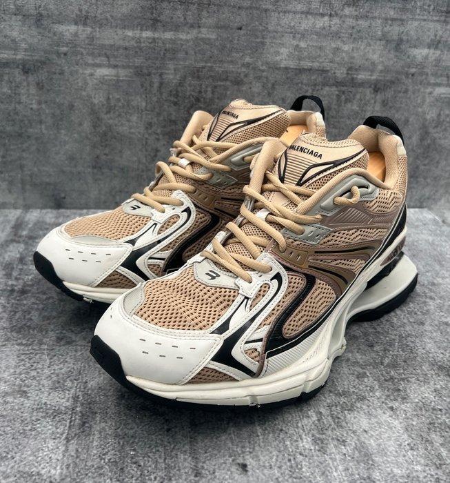 Louis Vuitton - RUNNER TATIC Sneakers - Maat: Schoenen / EU - Catawiki