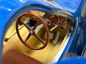 CMC 1:18 - Modelauto - Bugatti - Verzamelstuk uit de vitrine