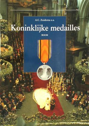 Koninklijke medailles, Livres, Langue | Langues Autre, Envoi