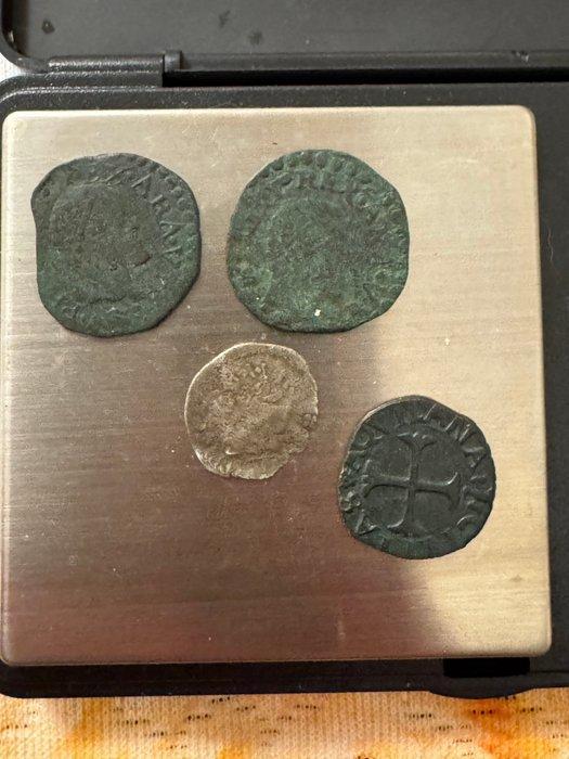 Italië, Koninkrijk Napels Lotto 4 monete - Carlo, Timbres & Monnaies, Monnaies | Europe | Monnaies non-euro