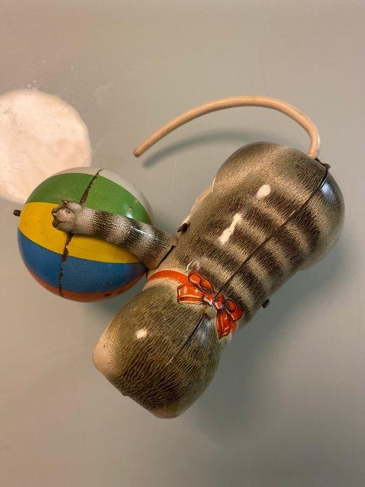 Köhler - Personnage jouet en étain - Cat With Ball, Unboxed, Antiek en Kunst, Antiek | Speelgoed