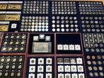 Wereld. Lot de 311 Monnaies dont 2 en Or et 14 Argent, 5 kgs, Postzegels en Munten, Munten | Europa | Niet-Euromunten