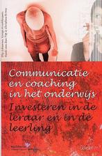Windesheim OSO-boeken 4: Communicatie en coaching in het, Boeken, Verzenden, Zo goed als nieuw, Scheeren