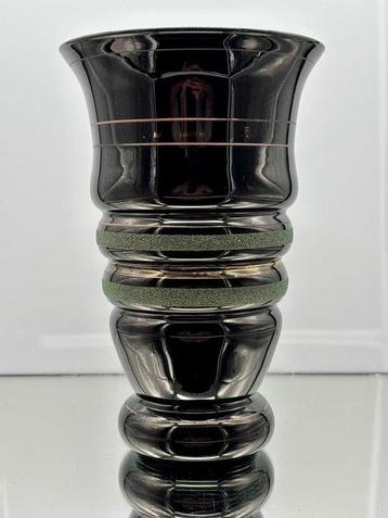 Doyen - Vase - Hyalite