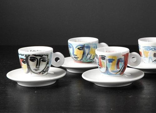 Illy Art Collection 1993/1994 - Sandro Chia - Koffieservies, Antiek en Kunst, Antiek | Meubels | Tafels