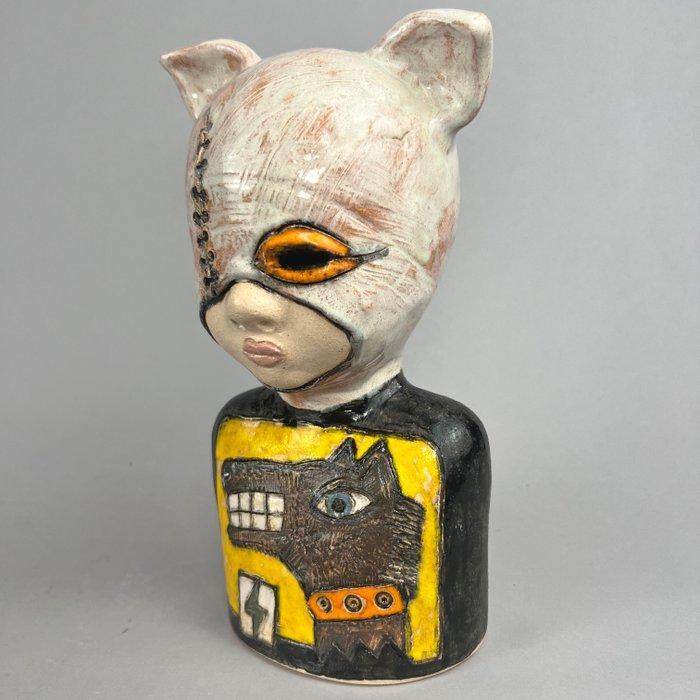 Iwo Rynkiewicz (1970) - The kid with wolf Hand made Ceramic, Antiek en Kunst, Kunst | Designobjecten