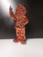 Beeld, naughty copper  gnome with middle finger - 30 cm -