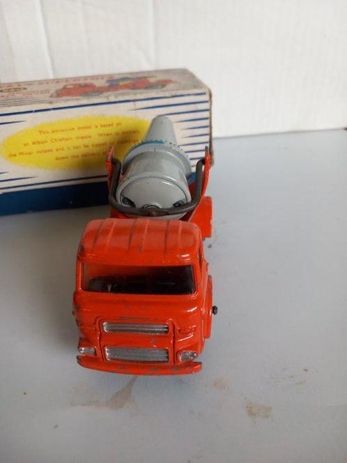 Dinky Toys - 1:43 - ref. 960 Lorry Mounted Concrete Mixer -, Hobby en Vrije tijd, Modelauto's | 1:5 tot 1:12