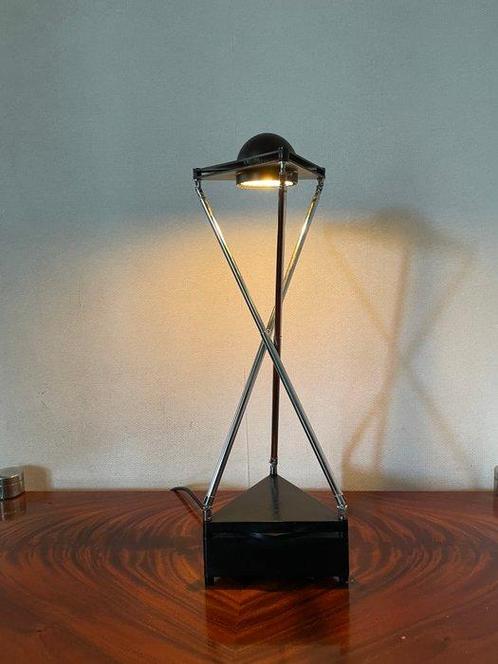 Lucitalia - Ferdinand Porsche - Lampe de table - Kandido -, Antiek en Kunst, Antiek | Verlichting
