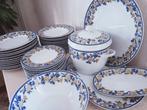 Hutschenreuther - Service de table pour 12 (41) - Porcelaine