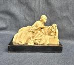 sculptuur, Damma with Dog (XIXc) - 15 cm - Gips