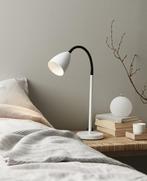 Belid - Joakim Fihn - Tafellamp - Trotsig - Wit - Metaal